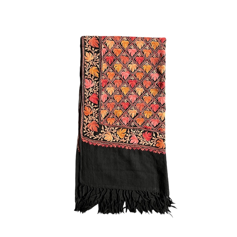 Handmade Shawl Floral Nepalese Hand-Woven Large Scarf Wrap Beautiful Warm Cover